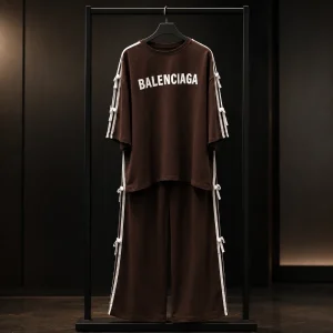 ست تیشرت و شلوار زنانه طرح Balenciaga مدل پاپیونی